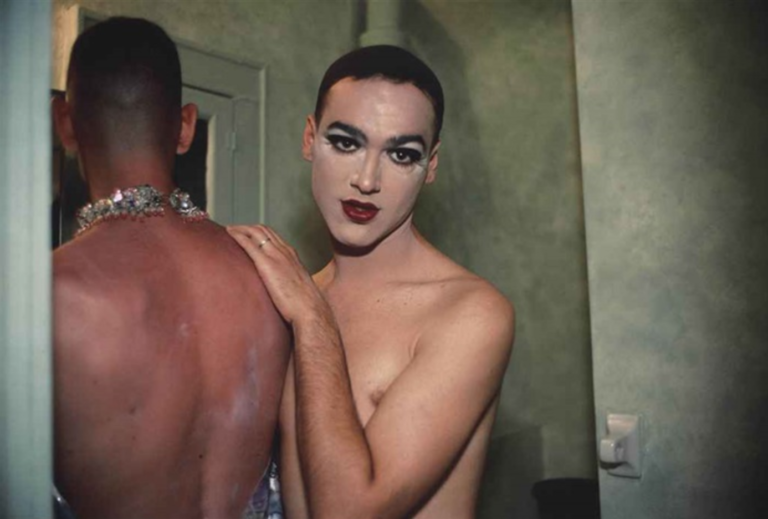 Nan Goldin "Jimmy Paulette and Tabboo! in the bathroom, NYC, 1991" © Nan Goldin