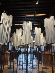 Installation by Nazira Karimi, as part of the exhibition "Turandot".